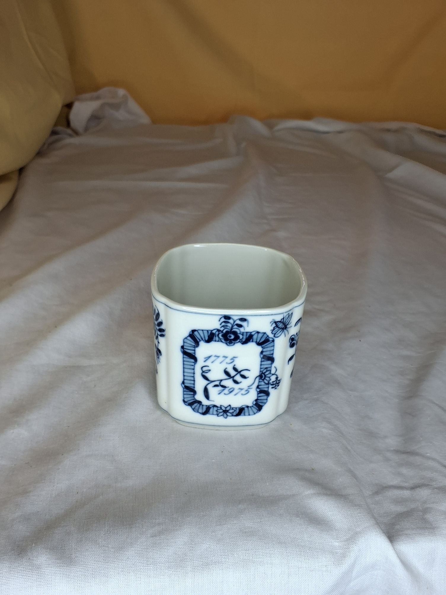 Royal Copenhagen 200 års jubilæumsbæger